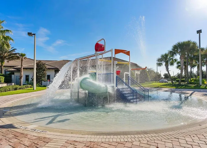 Upstay - Championsgate Home W Hot Tub-Pool-Cinema